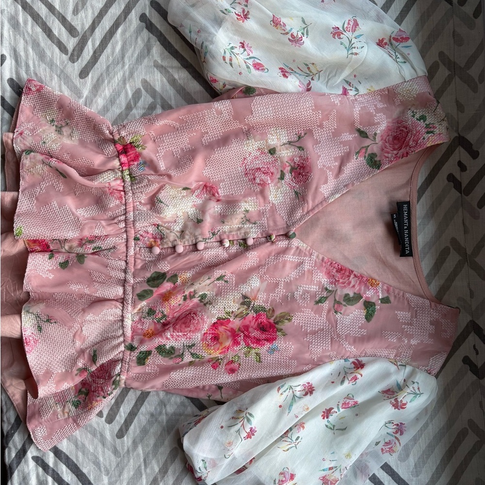 HEMANT & NANDITA Pink and Floral Top